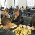 Uczniowie SP2 na turnieju szachowym (18).jpeg