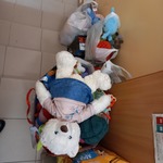 Zbiórka zabawek w bibliotece szkolnej (2).jpg
